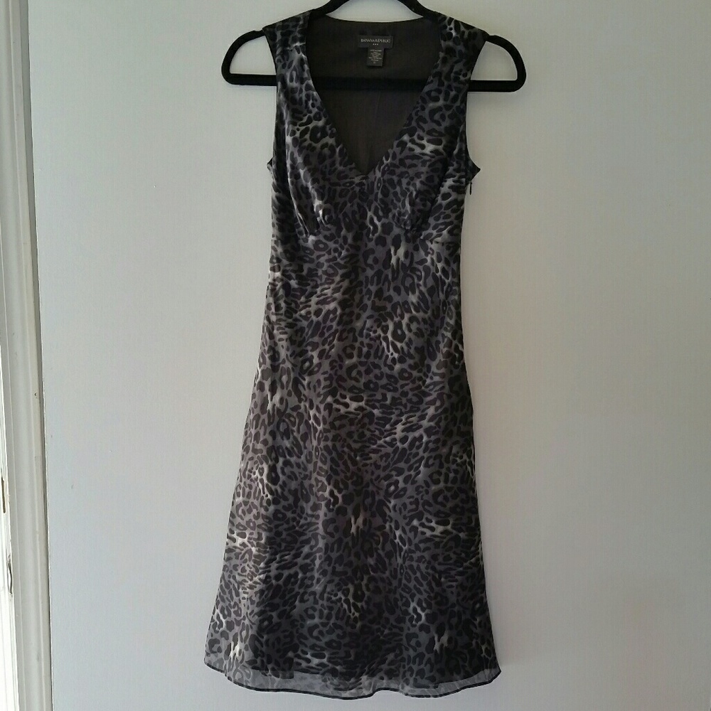 Banana Republic animal print dress - Picture 1 of 17